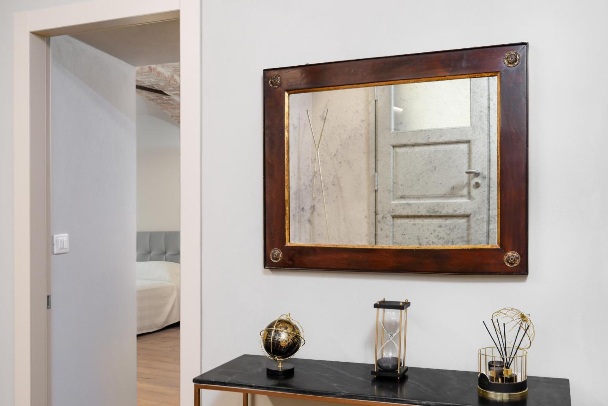 Week Mor Apartment ลามอร์รา ภายนอก รูปภาพ
