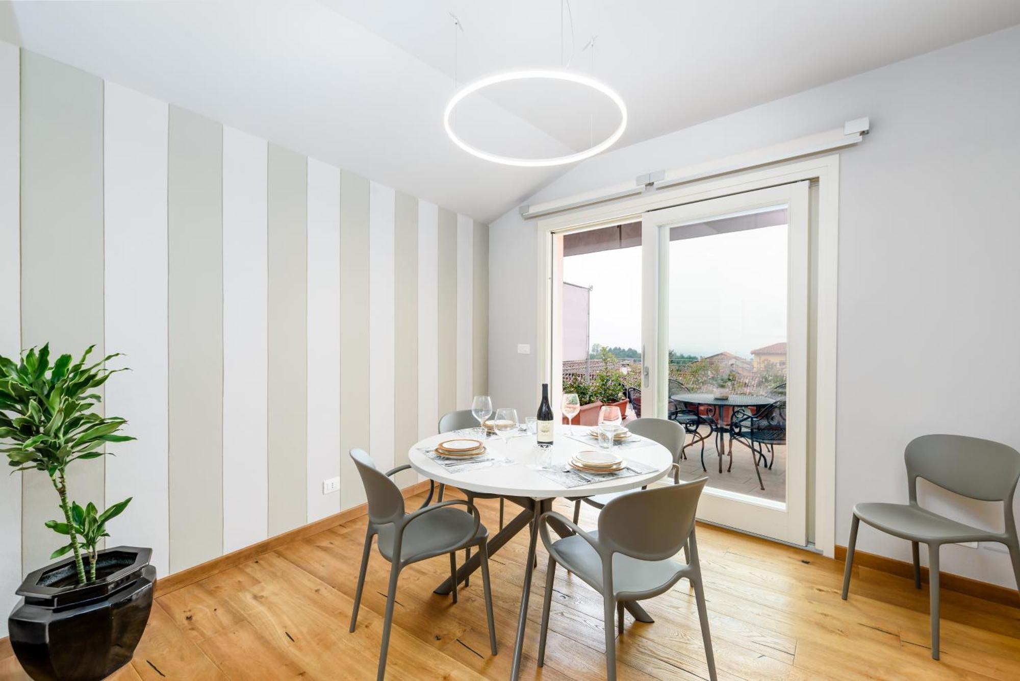 Week Mor Apartment ลามอร์รา ภายนอก รูปภาพ