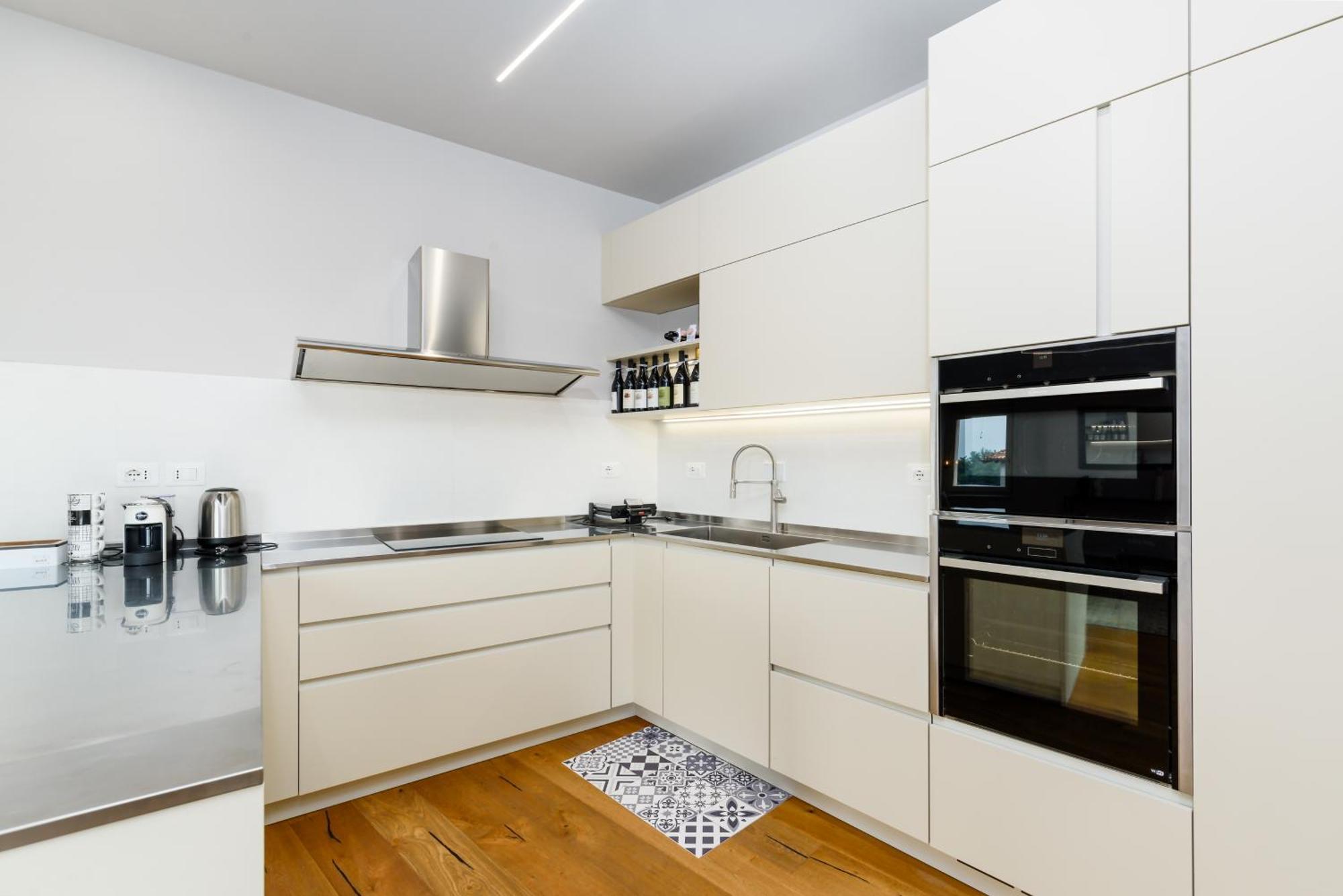 Week Mor Apartment ลามอร์รา ภายนอก รูปภาพ